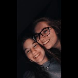 Meet your Posher, Carlee